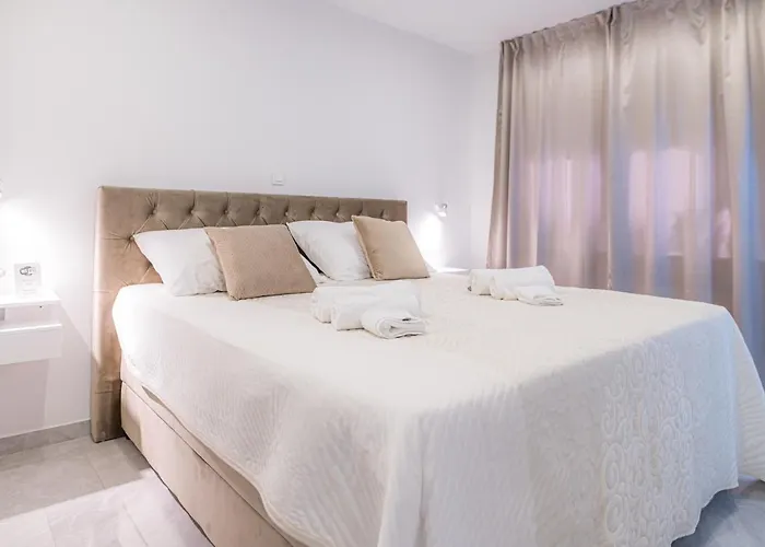 Luxury And Gold 게스트하우스