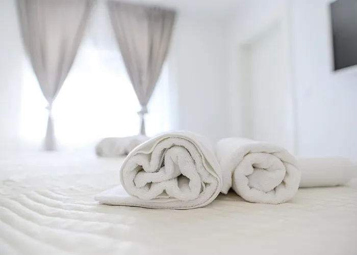 Luxury And Gold 스플리트