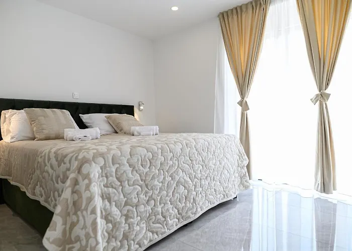 Luxury And Gold 4* 스플리트