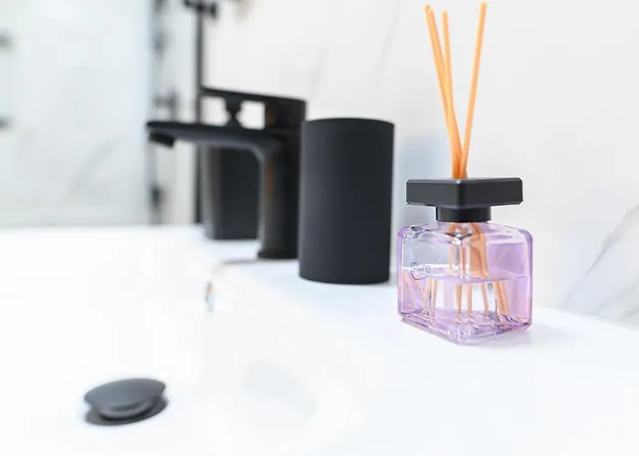 Luxury And Gold 스플리트