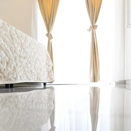 Konukevi Luxury And Gold Split